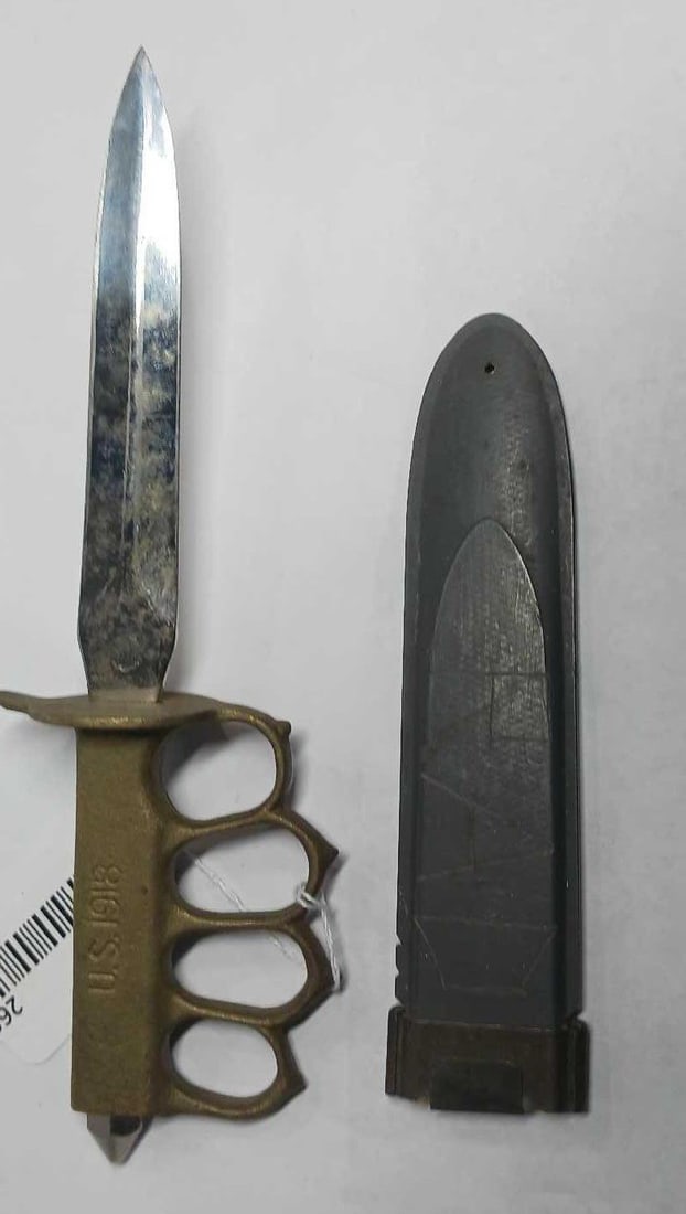 US Brass Knuckles Fixed Blade Dagger (1 of 5)