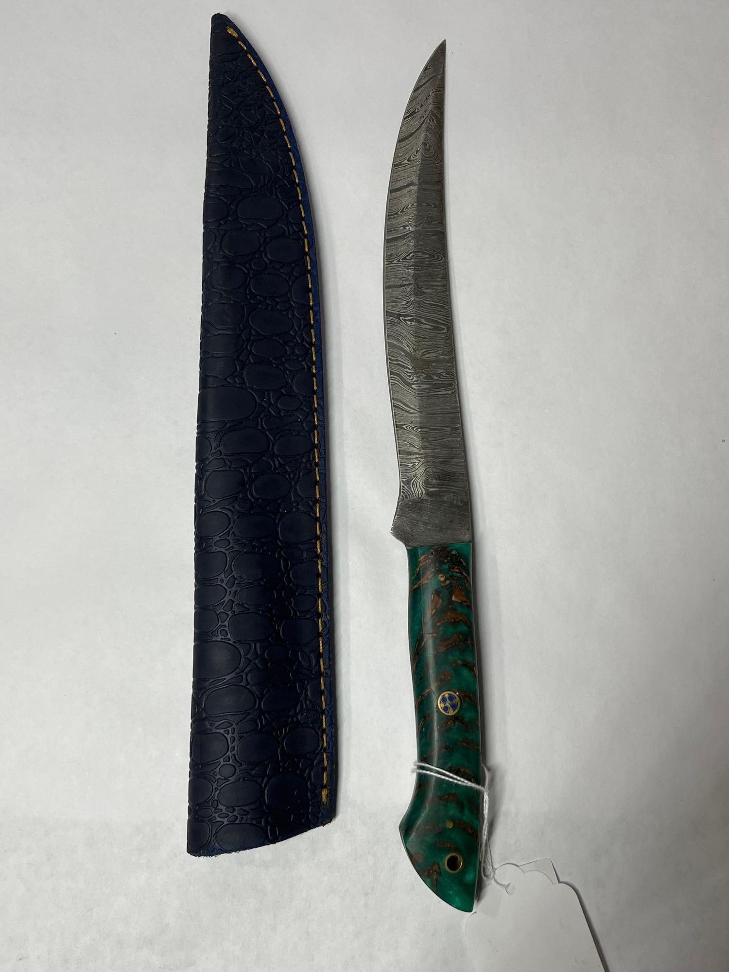 Damascus Blade Kitchen Knife (1 of 3)