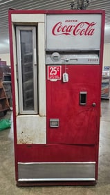 Dixie-Narco DNS-80S Coca-Cola machine
