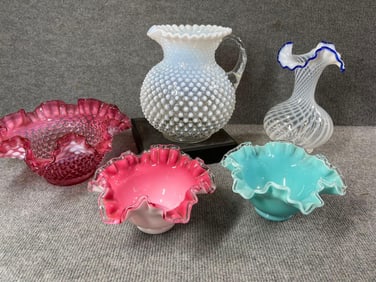 Ruffled Edge and Swirl Glass Fenton