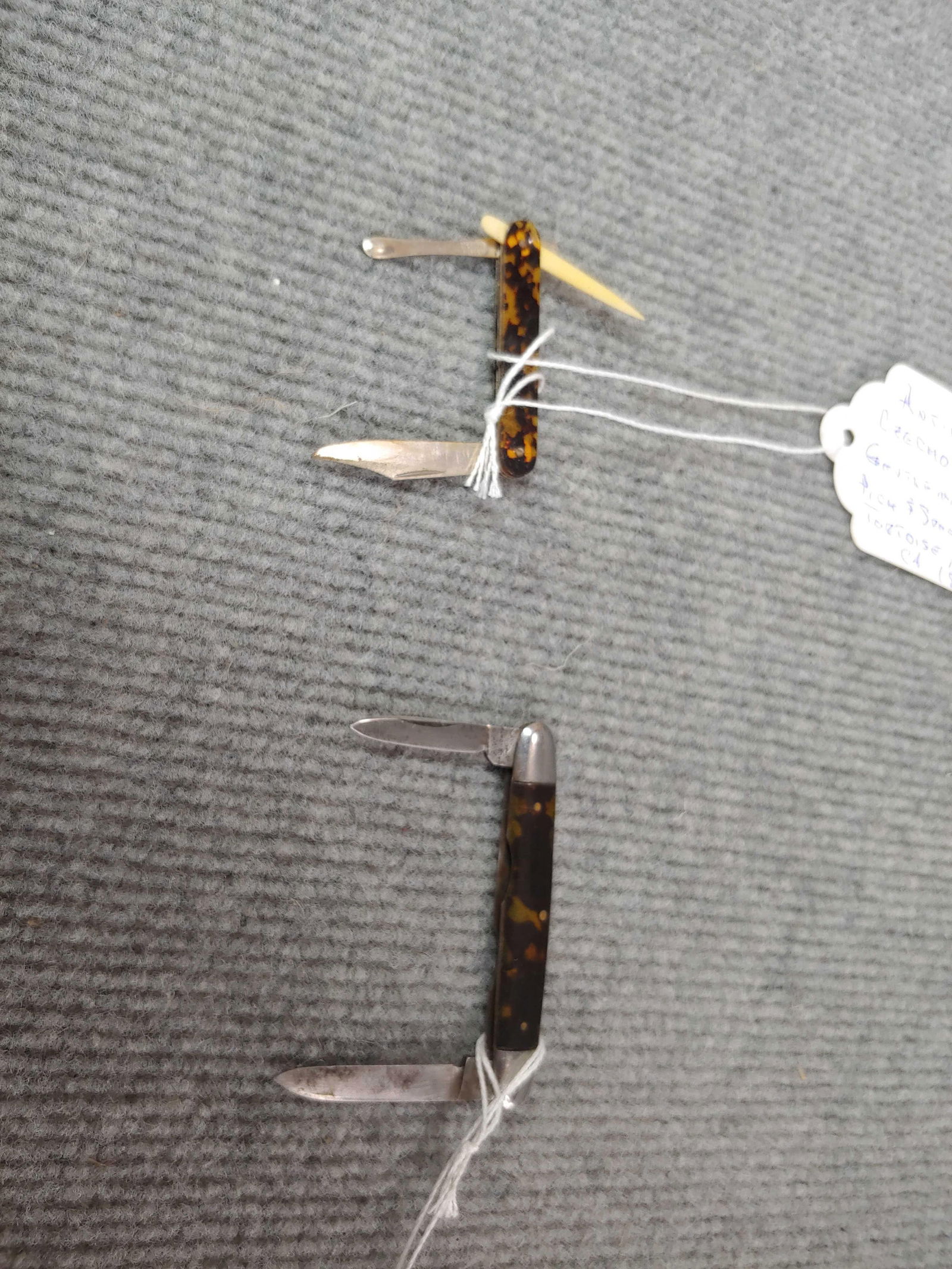 Mini Pen and Gentlemans Knives (1 of 7)