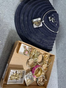 Vintage Jewelry Sets, bracelets and rhinestones