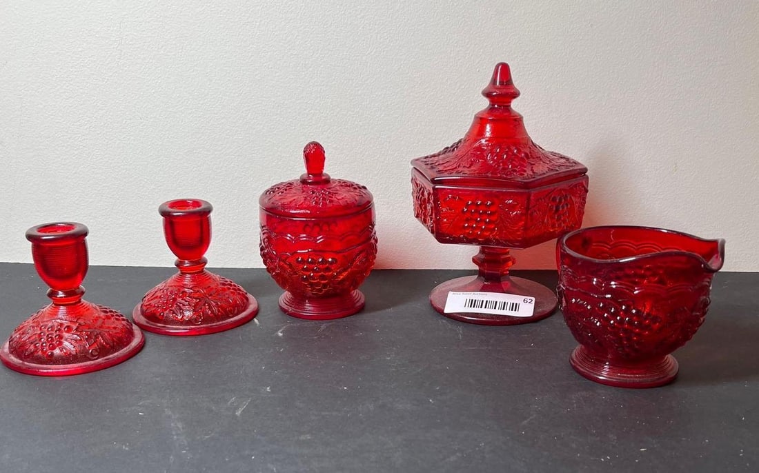 IMPERIAL GLASS RUBY RED SET (1 of 5)