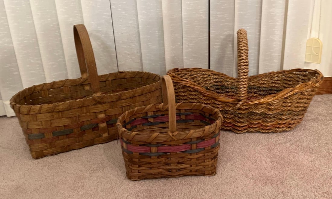 HANDWOVEN GATHERING BASKETS (1 of 9)