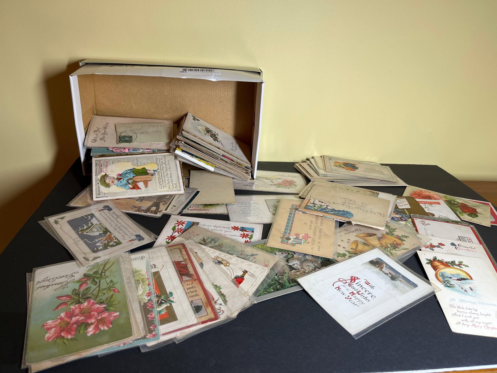 HOLIDAY, BIRTHDAY, GREETING, AND TRAVEL POSTCARDS (1 of 5)