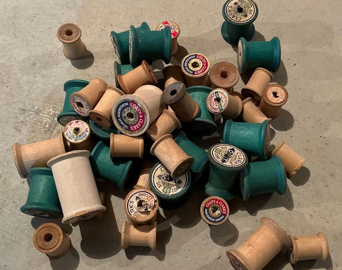 WOODEN SPOOLS (1 of 2)