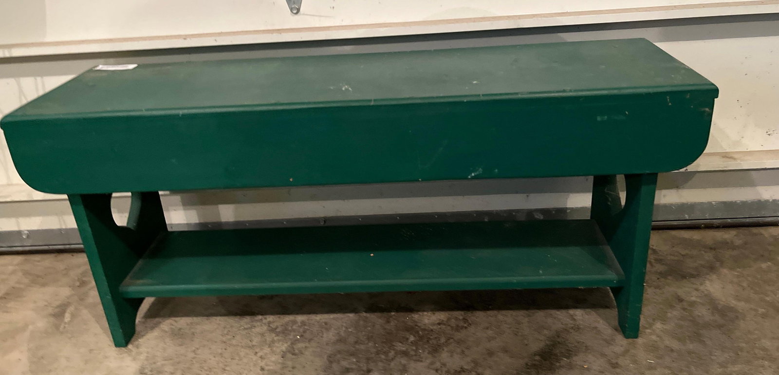 GREEN PAINTED BENCH (1 of 3)