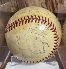 1938-1939 New York Yankees Team Autographed Baseball in Clear Plastic Storage Cube