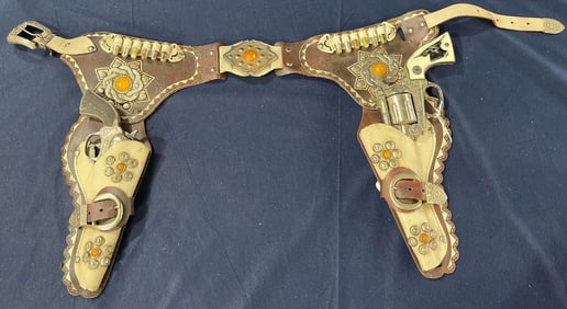 1940s-1950s Hubley Texan 38 & Coyote Cap Guns in Holster
