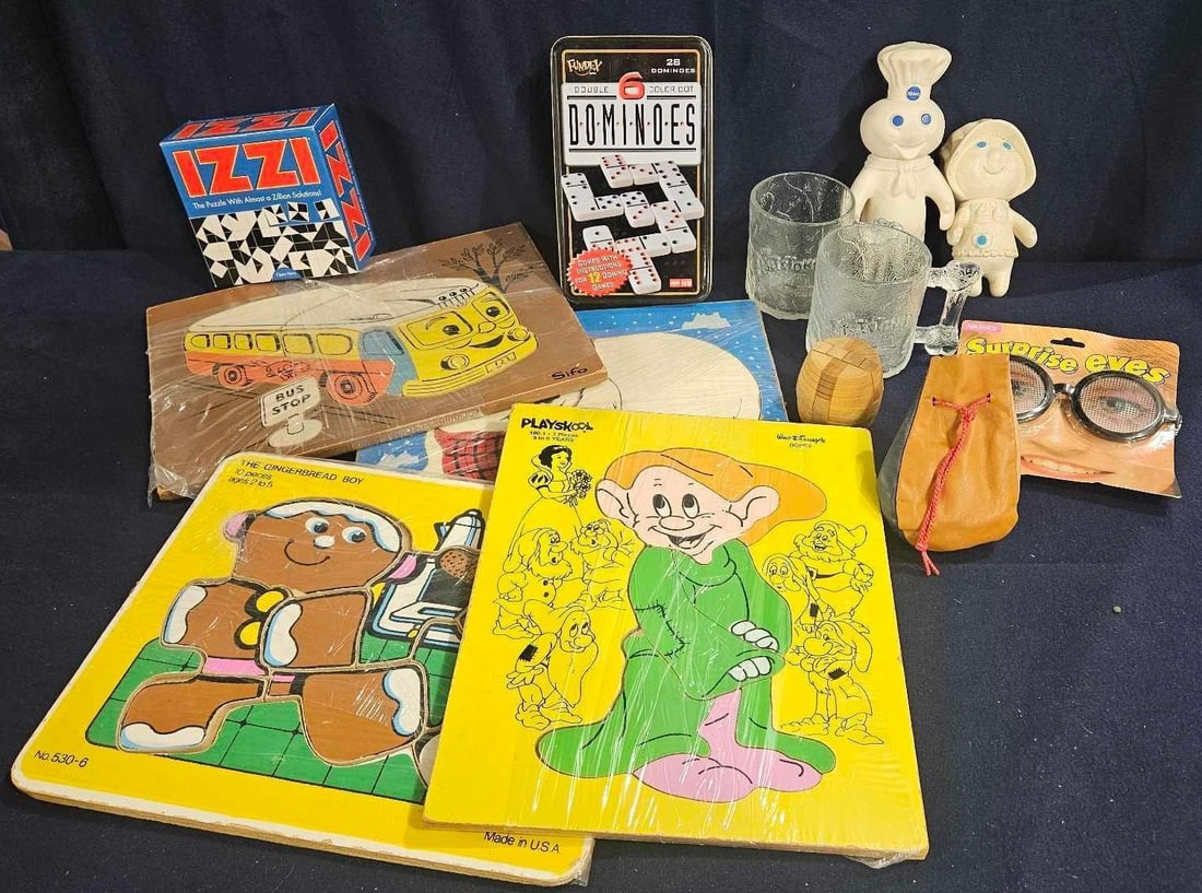 Pillsbury Doughboy, Games, Puzzles and early childrens toys (1 of 4)