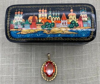 Sorrento 1/20th 10k Gold Faceted Tangerine Citrine Pendant in Intricate Russian Lacquer Box