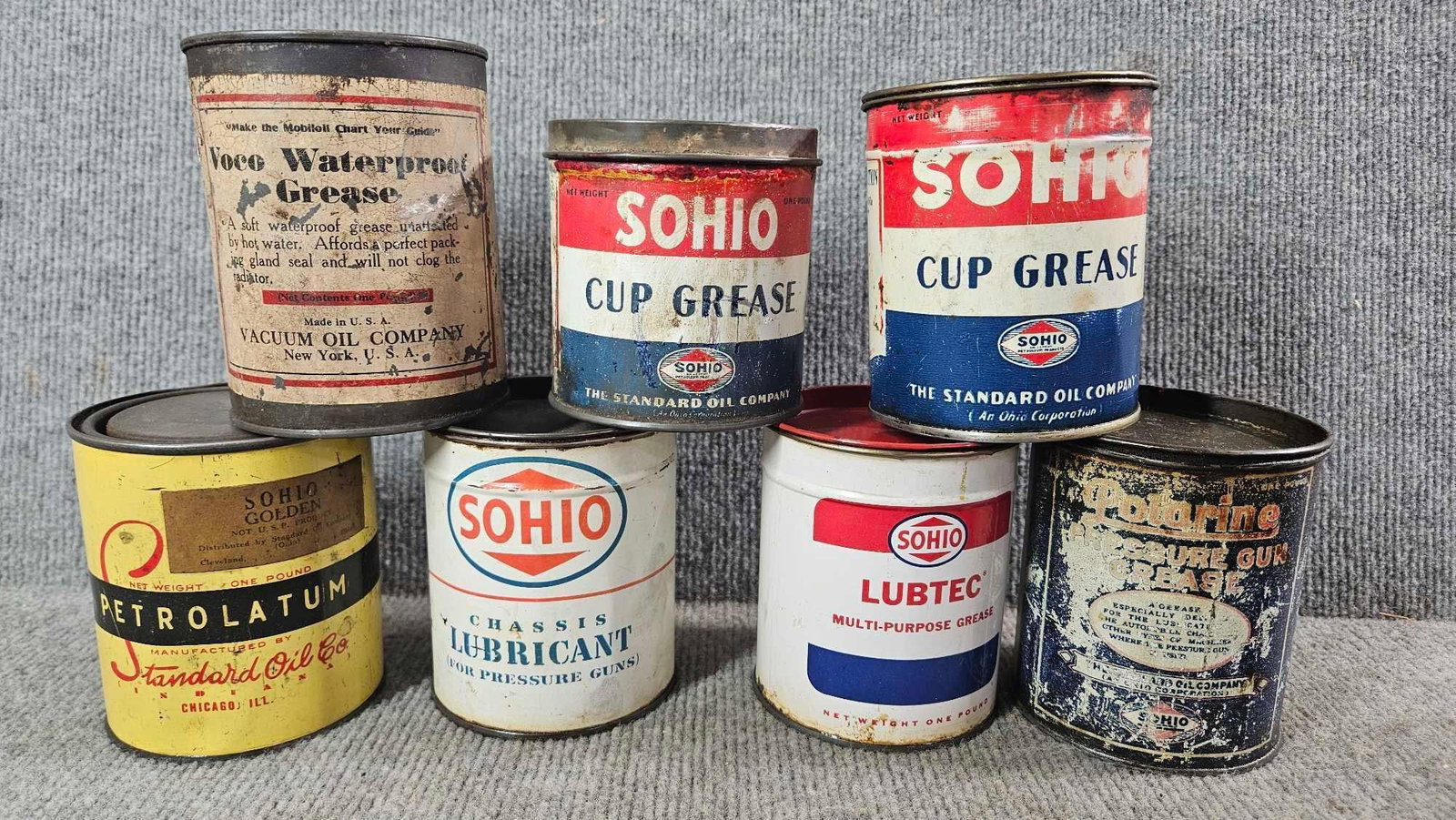 7- Various 1lb grease cans (1 of 5)