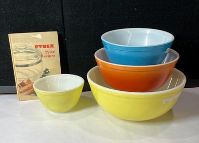 Pyrex Pastel Colors Mixing Bowl Set