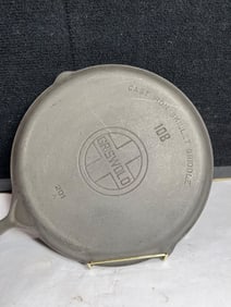 Griswold Cast Iron Griddle