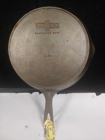 Montgomery Wards #8 Cast Iron Skillet