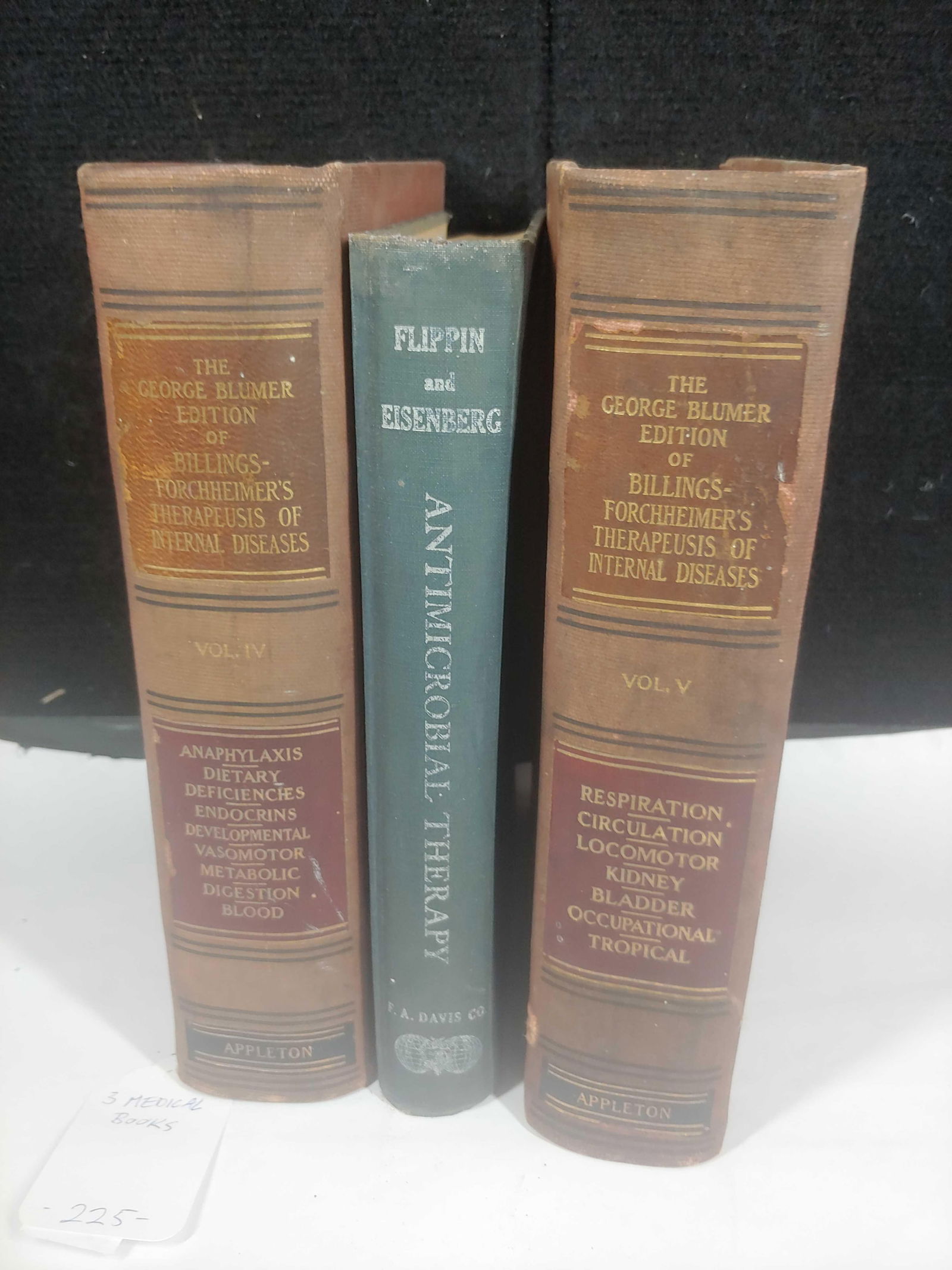 Internal Diseases and Antimicrobial Therapy Medical Books (1 of 3)