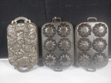 Cast Iron Muffin Pans and Animal Mold