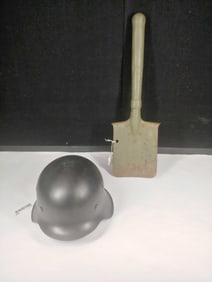 German M42 Helmet & Entrenching Shovel