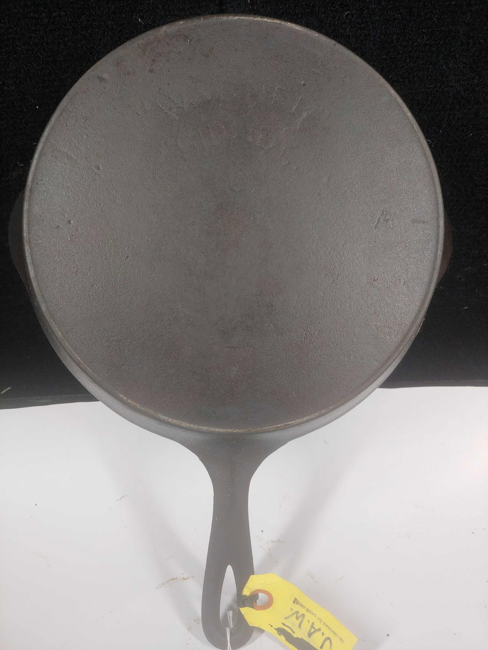 Wagner #7 Cast Iron Skillet: Sidney, with some minor spotting to inside of pan