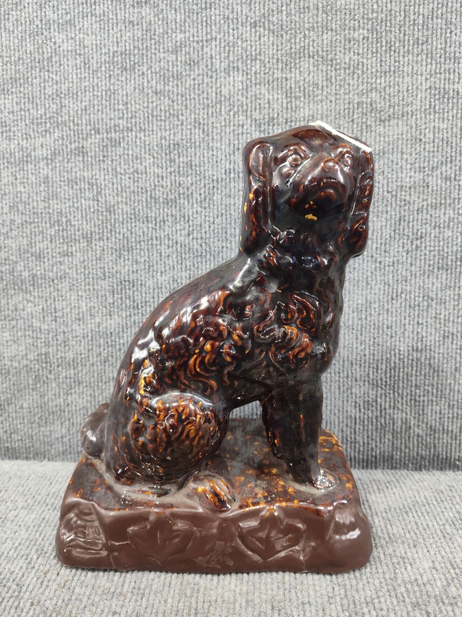Stoneware Pottery Spaniel (1 of 4)