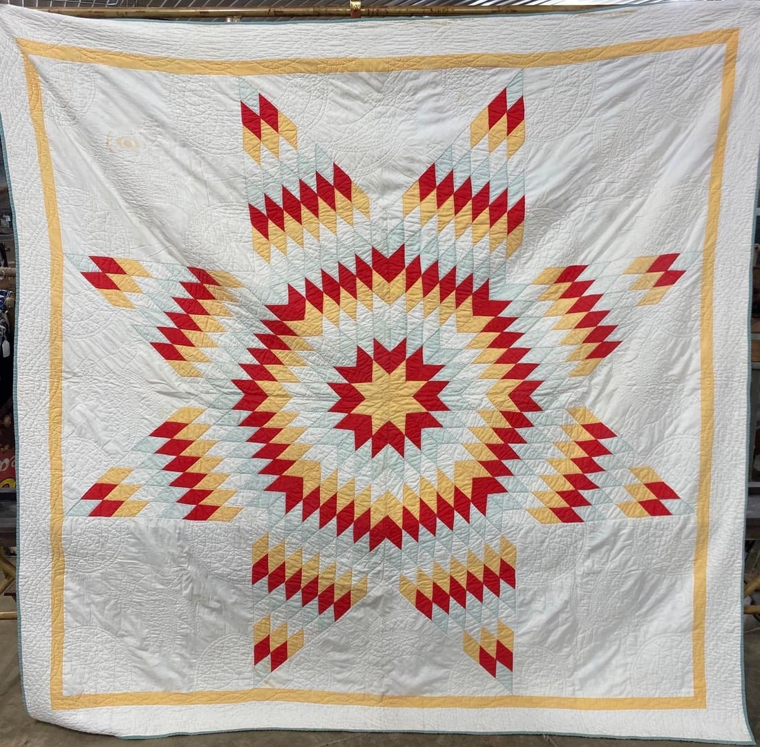 Star of Bethlehem Hand stitched quilt (1 of 6)