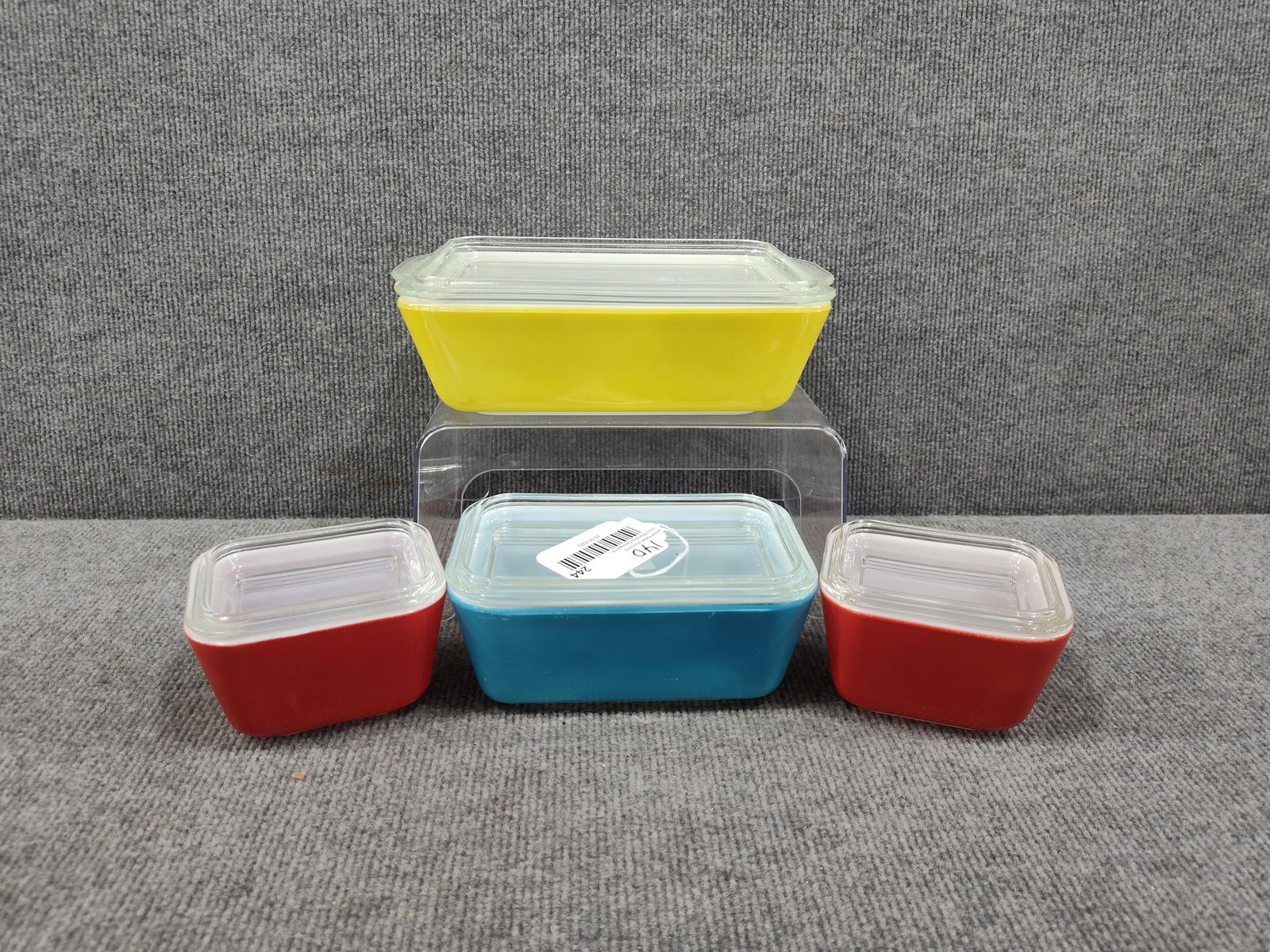 Primary Colors Pyrex Refrigerator Boxes: All include glass lids. Lot of 4.
