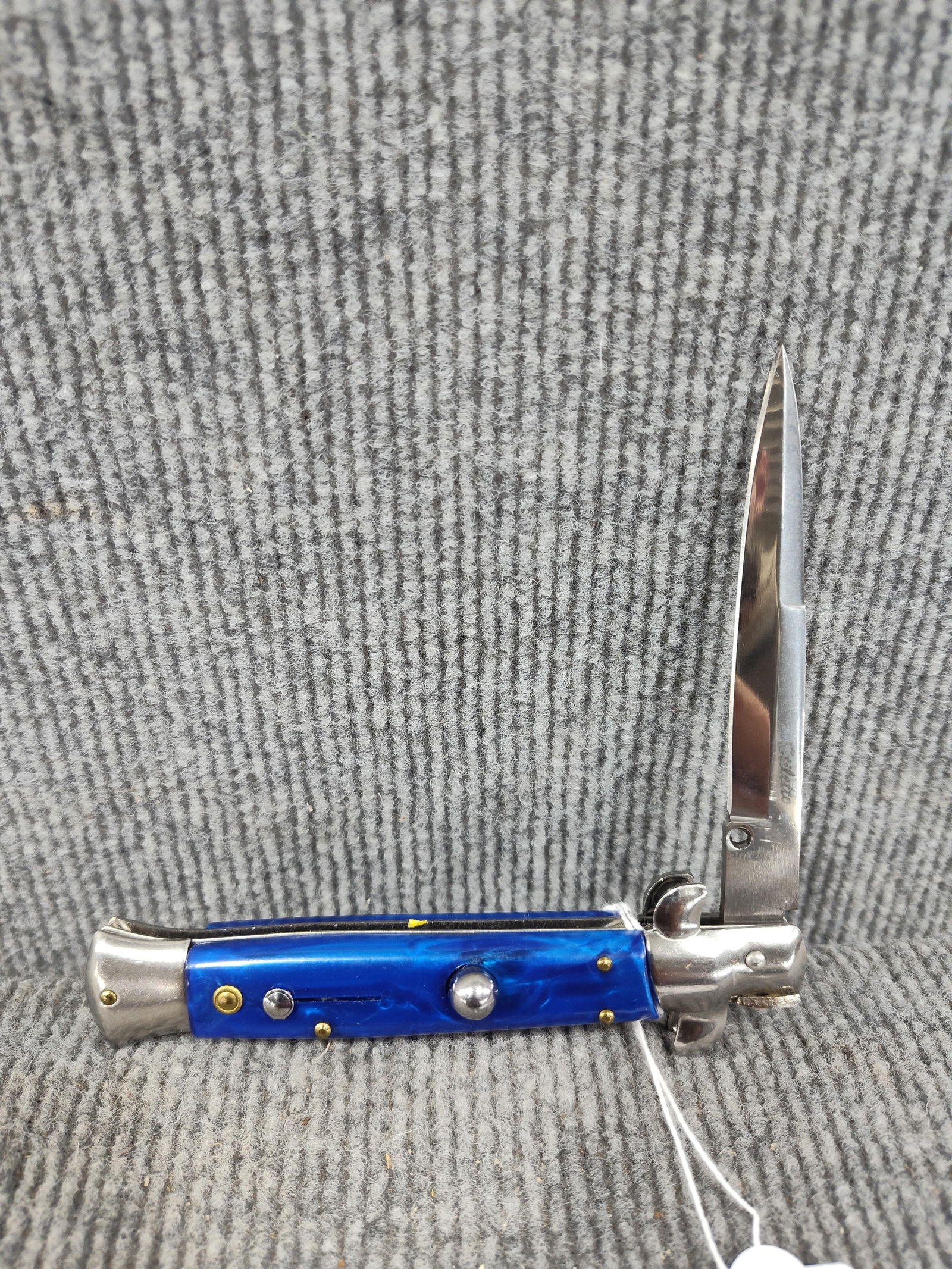 Stiletto Switchblade- Blue Resin Handle (1 of 3)