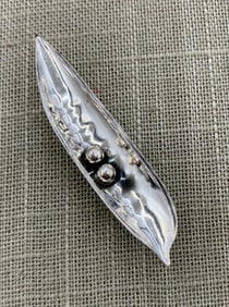 BEAU Sterling Silver Two Peas in a Pod Vintage Brooch