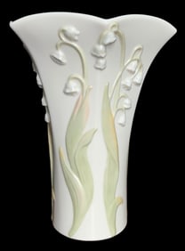 Outstanding LENOX Floral Blossoms Lily of the Valley Vase