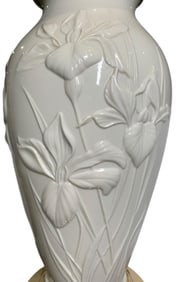 Outstanding LENOX Porcelain IRIS Bloom Table Lamp