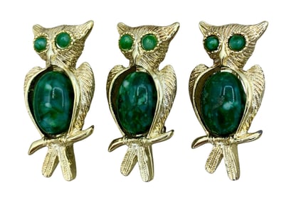 33 pc Vintage Owls, Turtle, Cat, Dragon Vibrant Green Costume Jewelry Collection