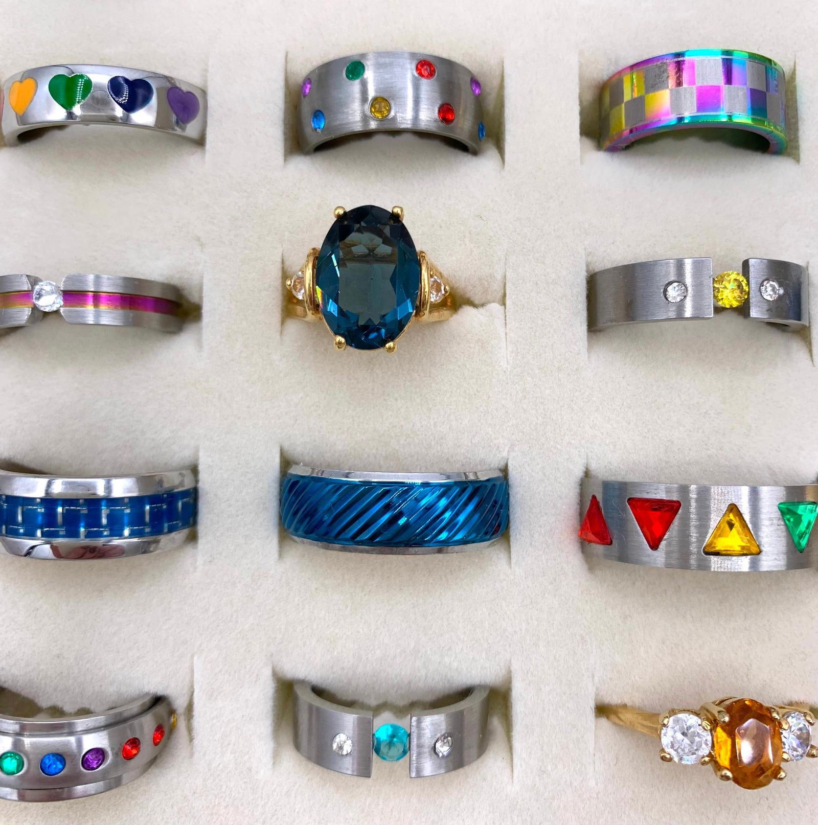 40 pc Vibrant Jeweled Costume Jewelry Ring Collection (1 of 13)