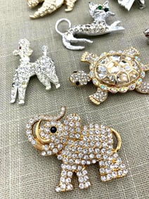 Pierced Mid Century Jewelry Casket & 8 Vintage Rhinestone Animal Brooches