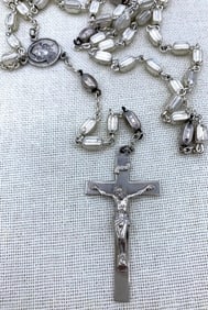 31 Gram Religious AFCO Sterling Silver Catholic Crucifix Rosary in Lidded Case with Box