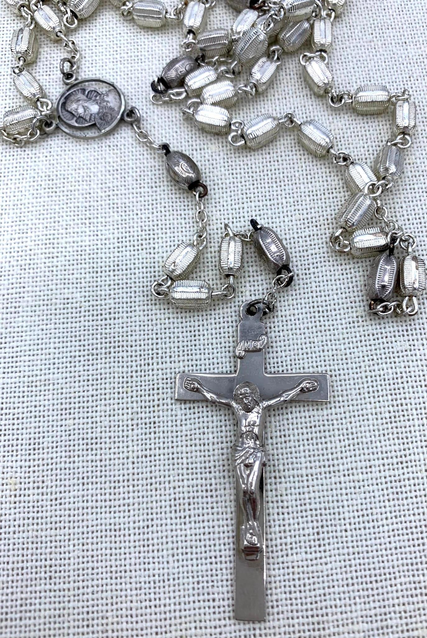 31 Gram Religious AFCO Sterling Silver Catholic Crucifix Rosary in Lidded Case with Box (1 of 11)