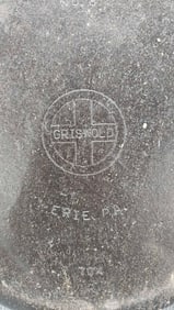 Griswold #8 cast iron skillet with lid