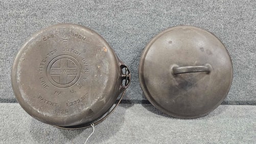 Griswold #8 Dutch Oven