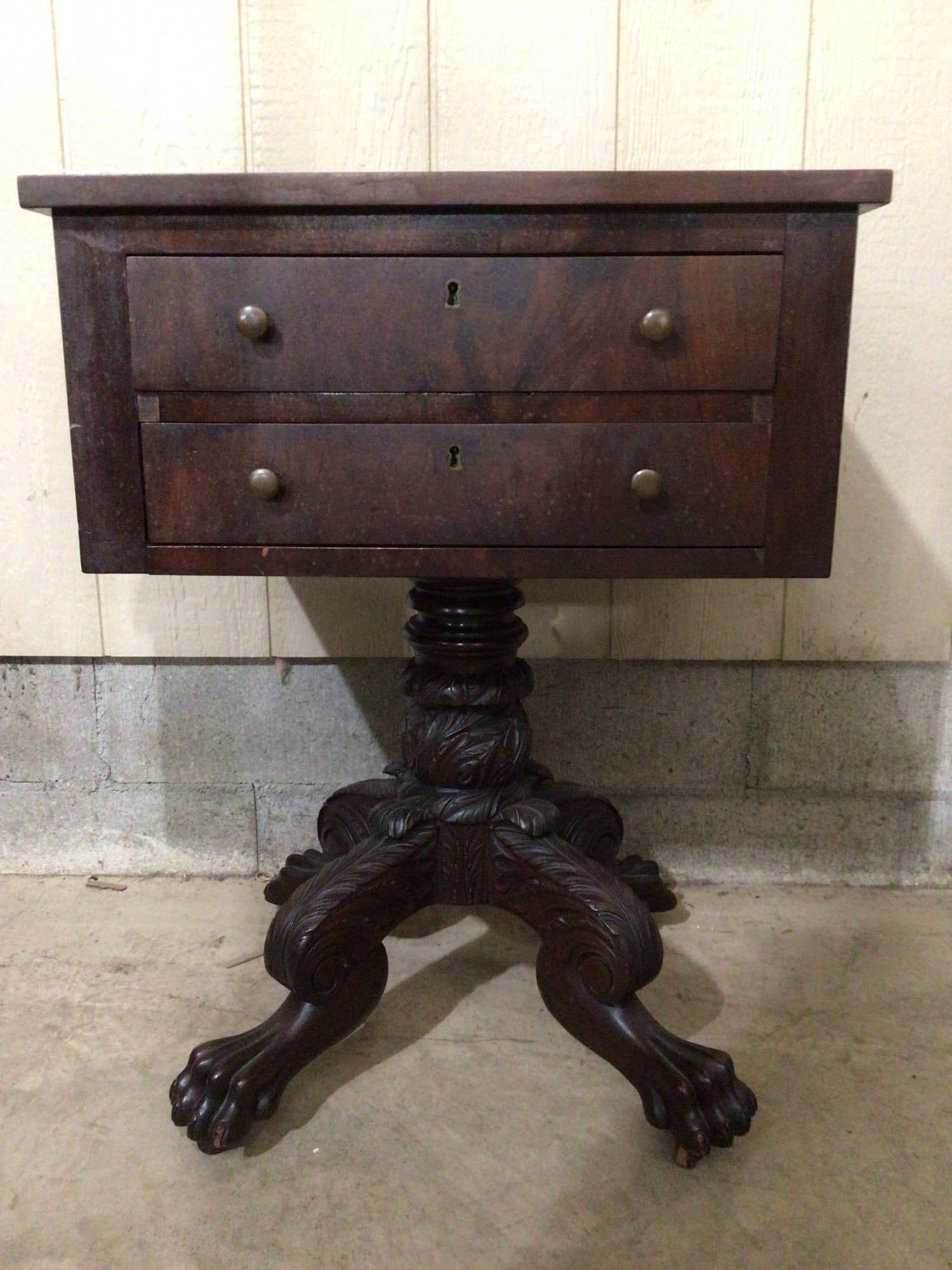 Great Mahogany 2-drw sewing work table (1 of 12)