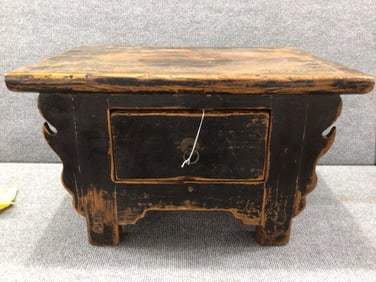 Great early mortised shoe shine chest/bench