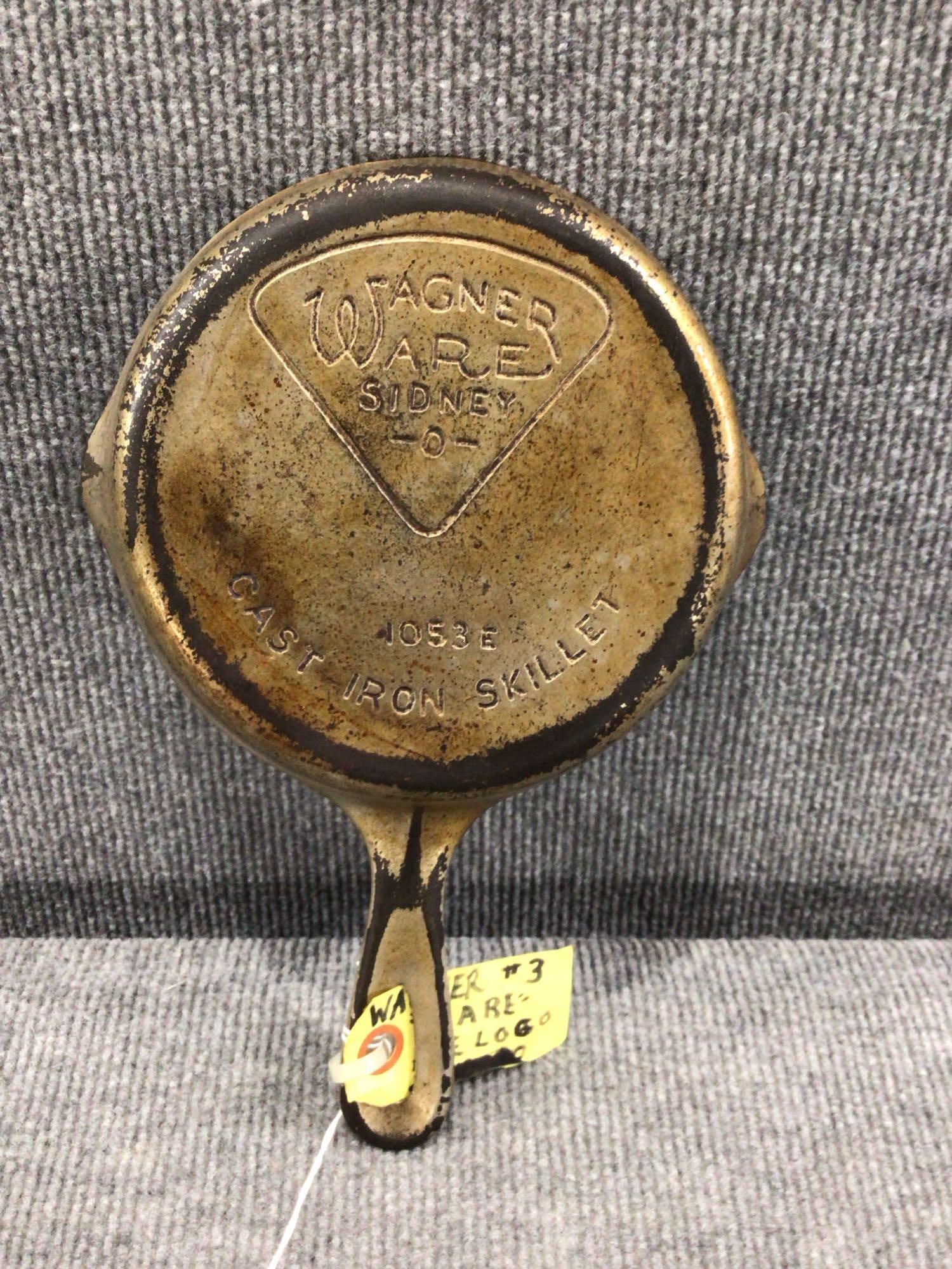 Wagner Sidney "Pie Logo" 1053-E skillet: Shows wear to nickel finish but is a nice clean skillet.
