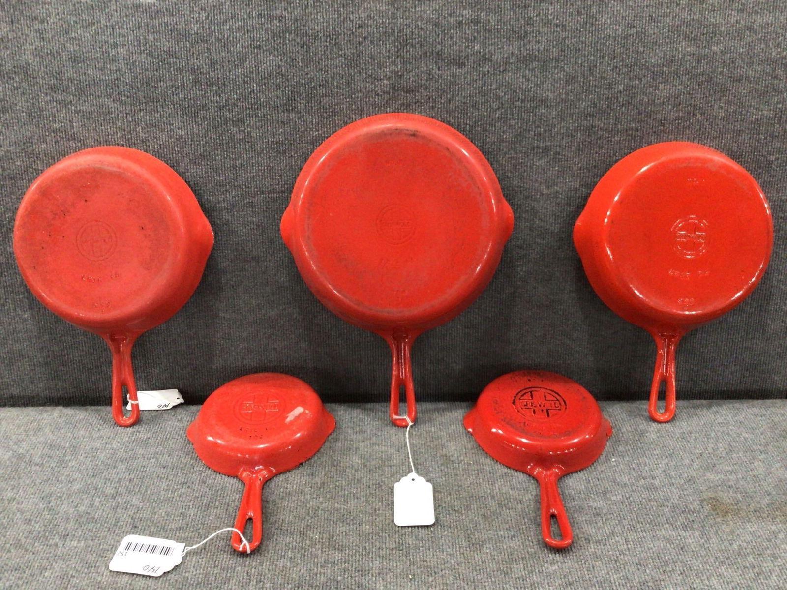 2- Griswold #3's, 2-#6's & #8 Enameled skillets (1 of 13)