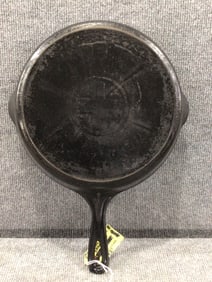 Rare Griswold #8 Black Enameled skillet