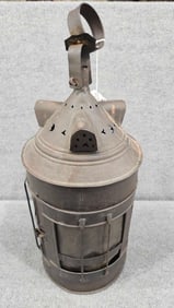 Rare 1800s New England Tin & Horn Barn Lantern