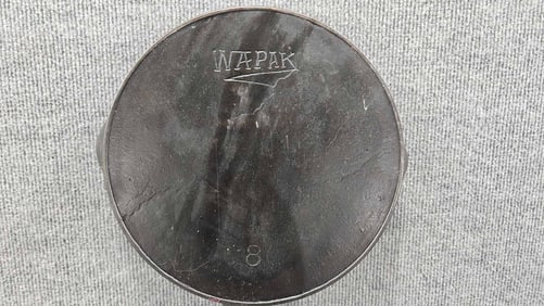 Wapak #8 cast iron skillet