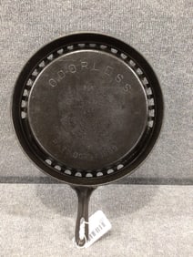 Griswold 869 Oderless skillet