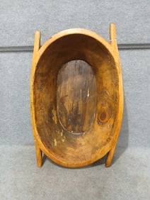 Primitive handled trencher