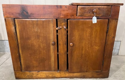 Great PA Pine 19th century Country Drysink