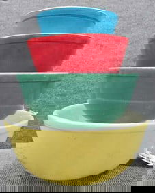 Pyrex Primary Colors 4pc mixing bowl set