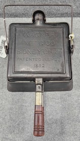 Wagner Mfg Co Sidney Oh High Base Waffle Iron