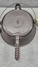 Lodge #8 High Base Waffle Iron